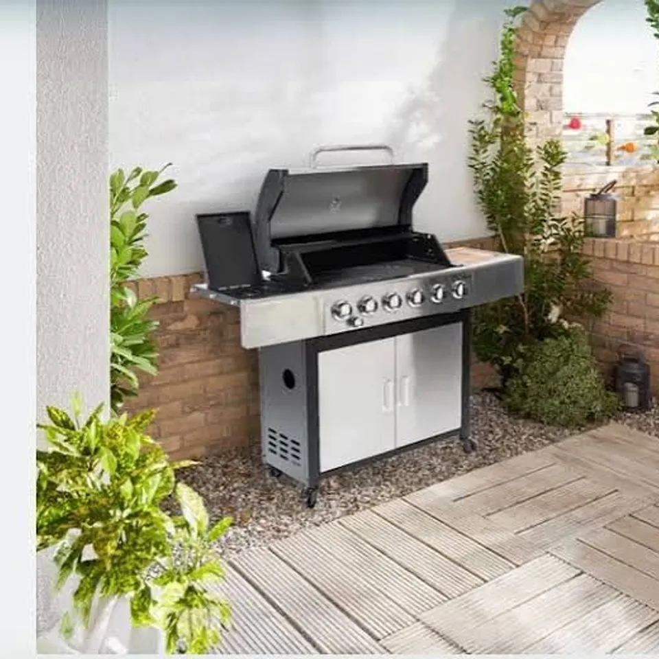 BOXED OUTBACK MERCURY 6-BURNER HYBRID GAS & CHARCOAL BBQ