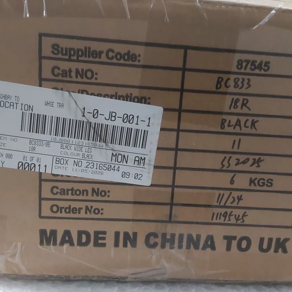 BOX CONTAINING APPROXIMATELY 11x BRAND NEW SIMPLY BE BLACK WIDE LEG TROUSERS - SIZE 18R