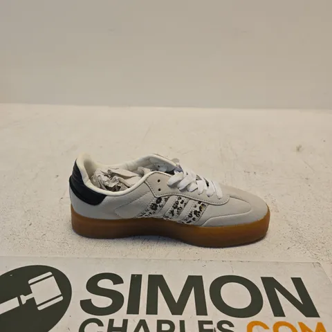 ADIDAS SAMBA SNEAKERS, GREY, UK 4.5