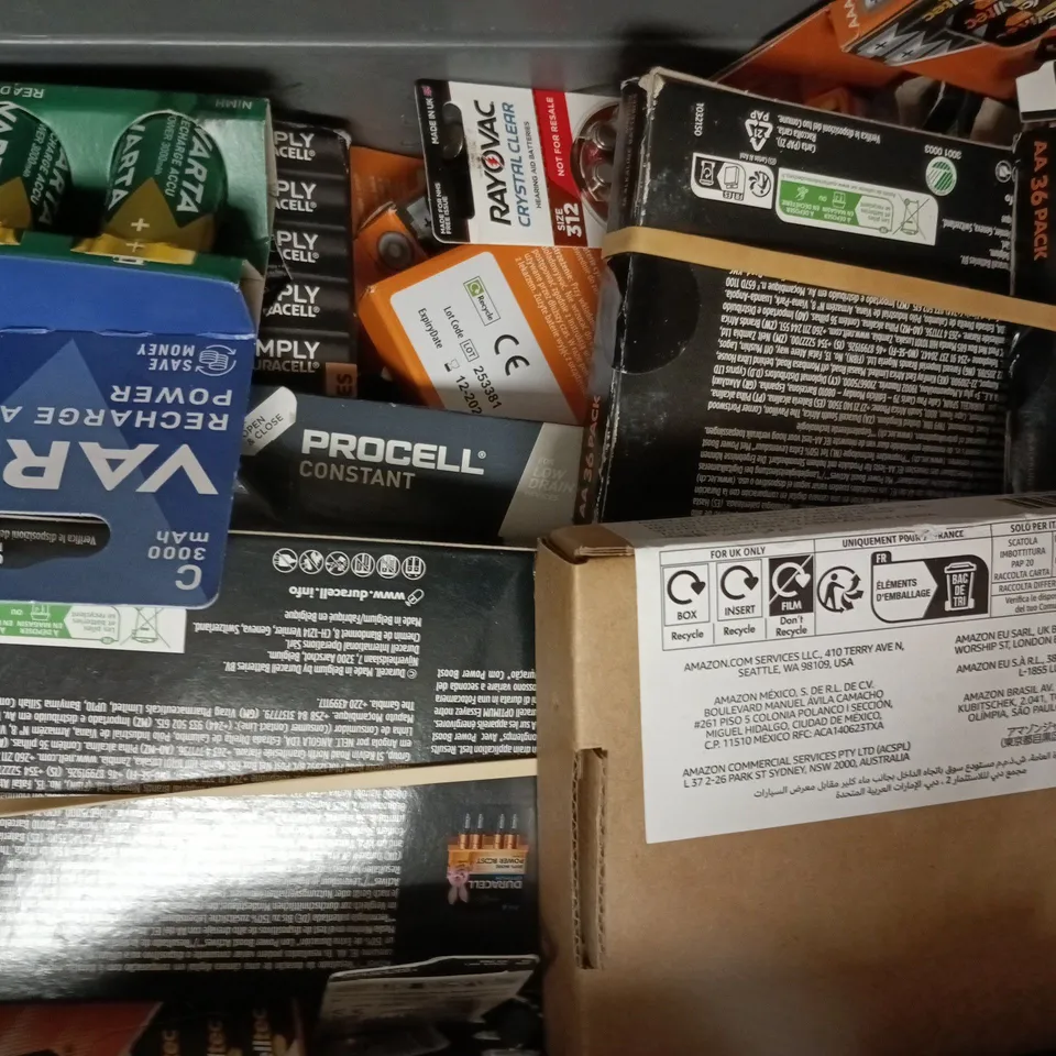 LARGE ASSORTMENT OF BATTERIES TO INCLUDE DURACELL, VARTA, RAYOVAC, ETC