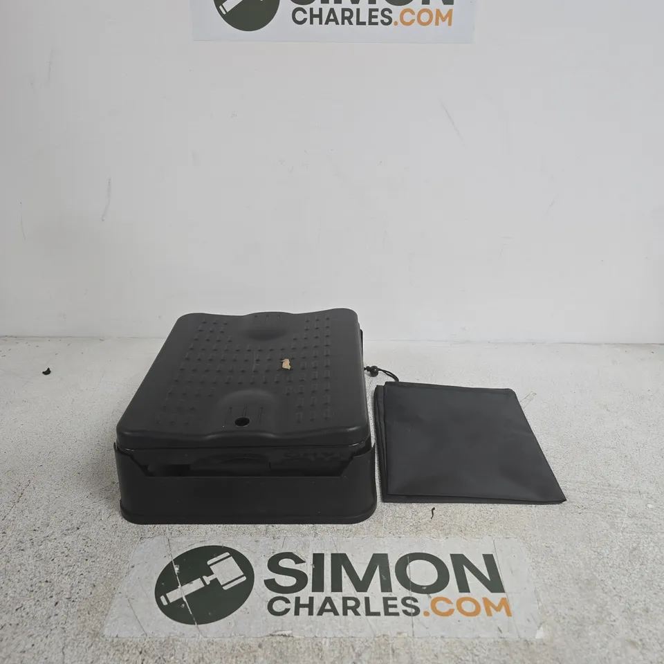 BLACK FOLDING TOILET