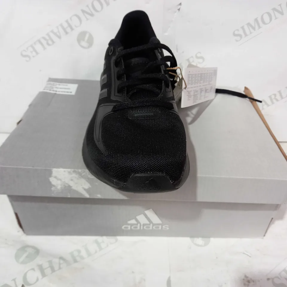 BOXED PAIR OF ADIDAS RUNFALCON 2.0 K SHOES IN BLACK UK SIZE 4