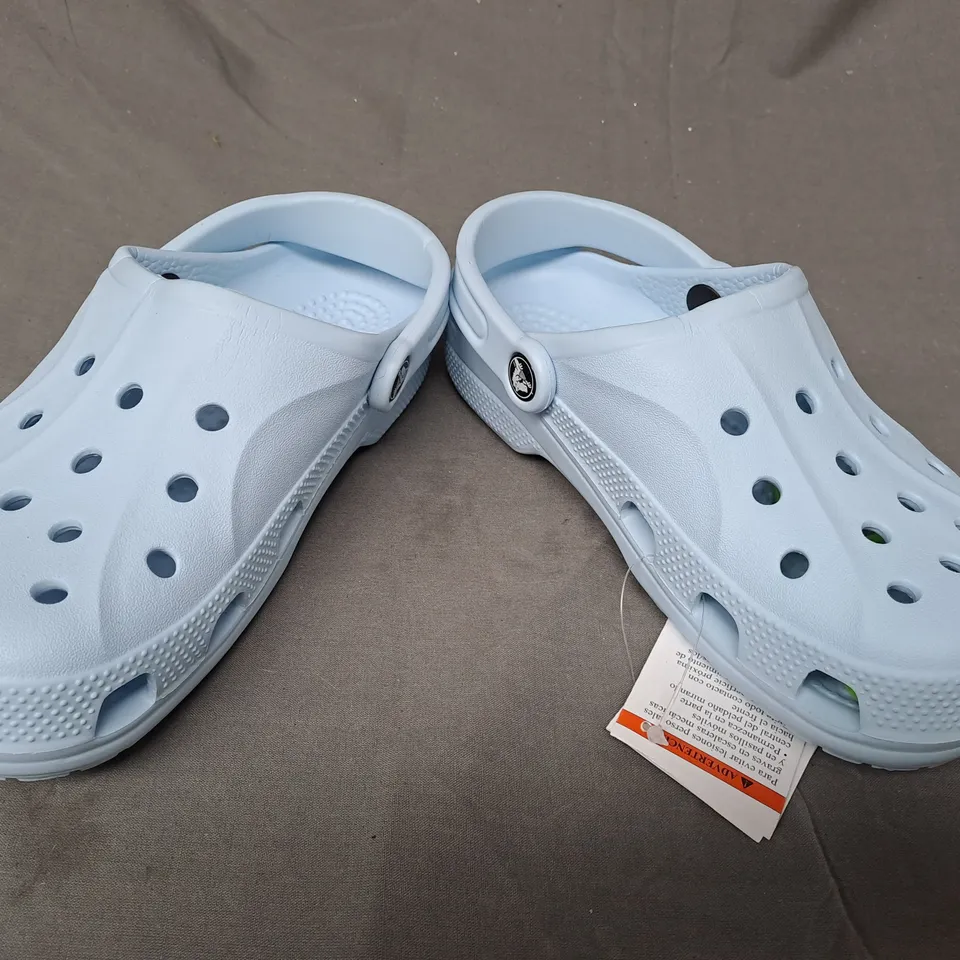 PAIR OF CROCS BAYA IN LIGHT BLUE UK SIZE M3/W4