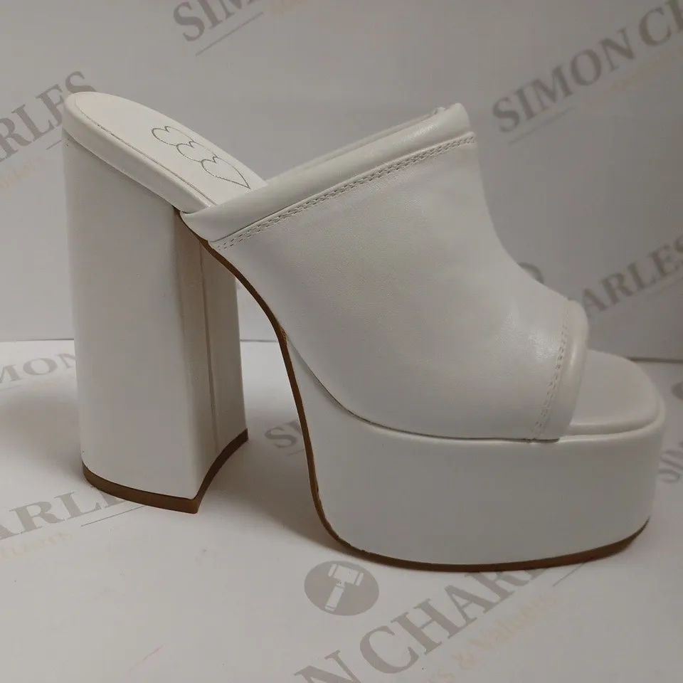 KOI VEGAN WHITE PLATFORM EEL SANDALS - SIZE 5