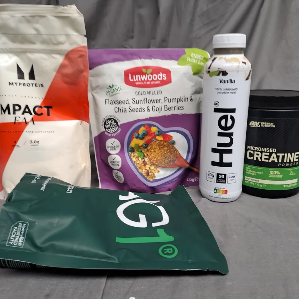 BOX OF APPROXIMATELY 10ITEMS TO INCLUDE PROTEIN POWDER, HUEL, CREATINE ETC