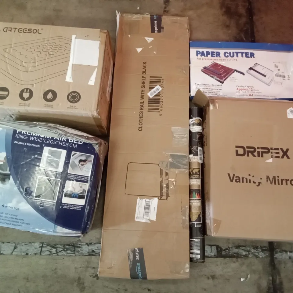 PALLET OF ASSORTED ITEMS INCLUDING PAPER CUTTER, DRIPEX VANITY MIRROR, CLOTHES WITH SHELF BLACK, GETFIT PREMIUM KING AIR BED, ARTEESOL AIR BED, SCRATCH OFF MAP