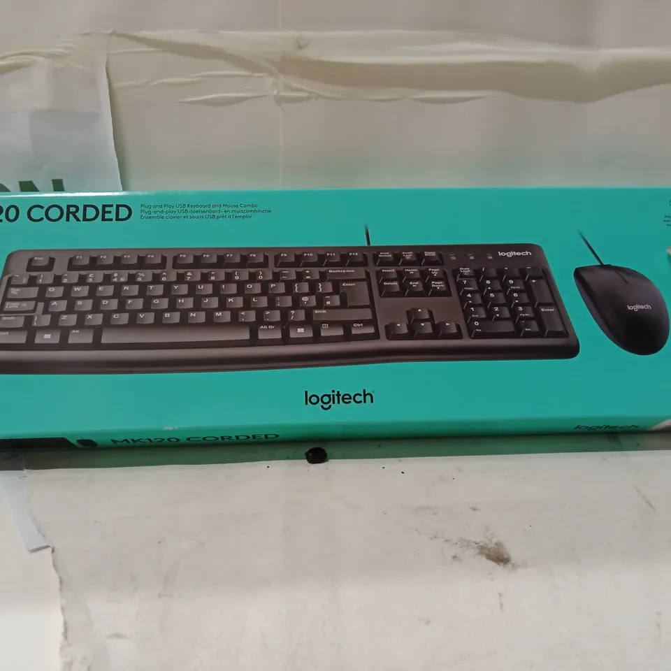 LOGITECH MK120 CORDED KEYBOARD & MOUSE BUNDLE (BOXED)