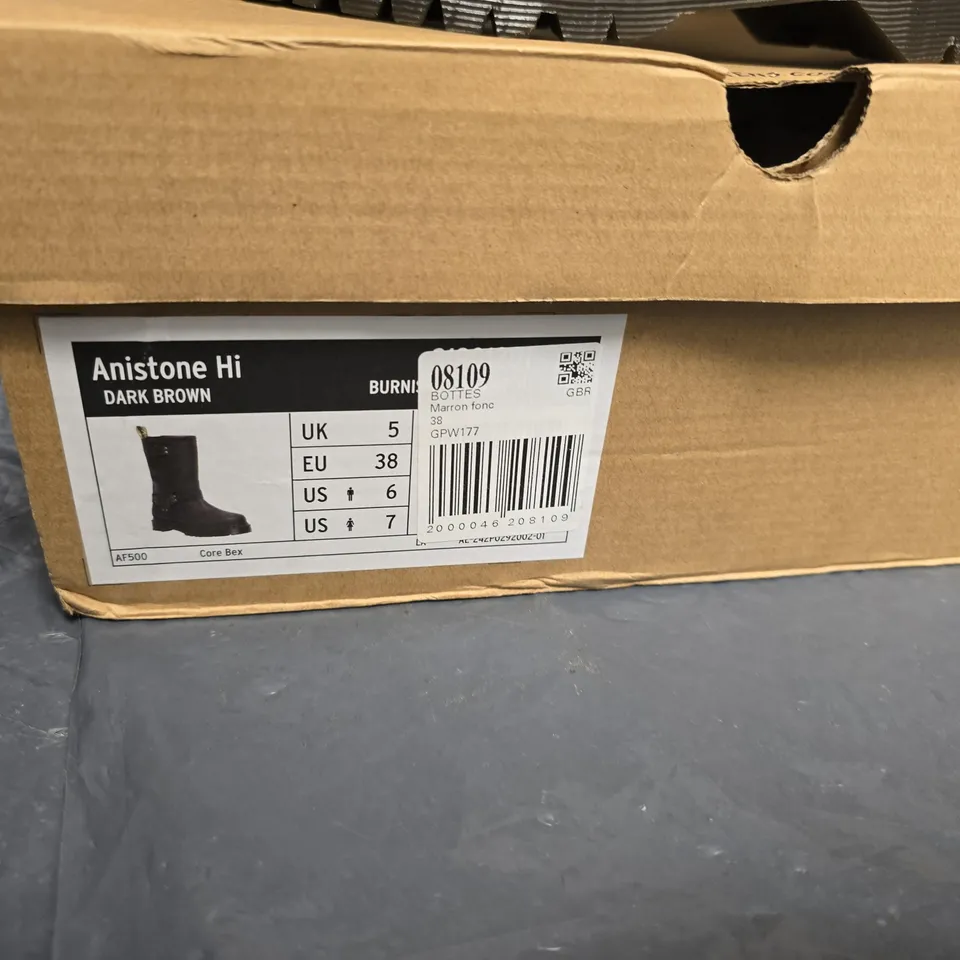 DR. MARTENS ANISTONE HI BOOTS – DARK BROWN UK 5 