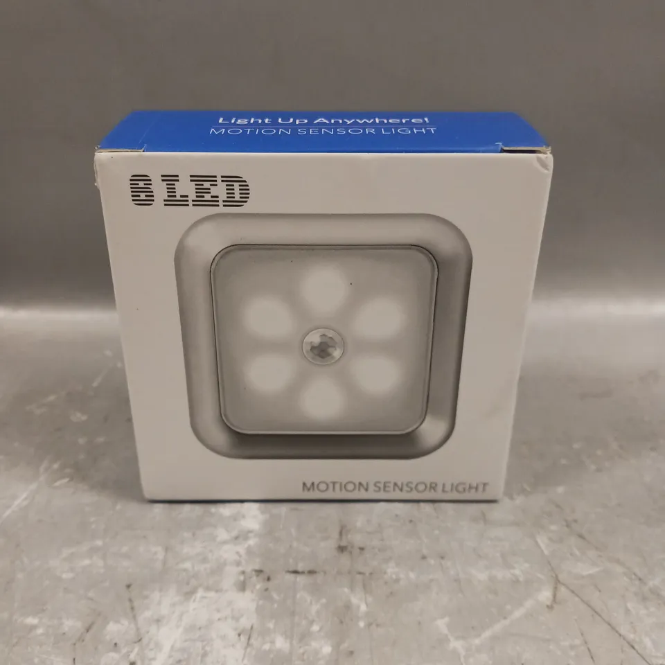 BOXED 6 LED MOTION SENSOR MINI LIGHTS 