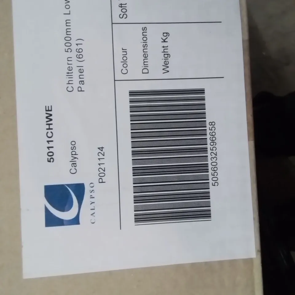 PALLET OF ASSORTED BATHROOM PRODUCTS TO INCLUDE;CHILTERN BASIN DOORS,CHILTERN  BASE DOOR,CHILTERN LOWER PANEL 