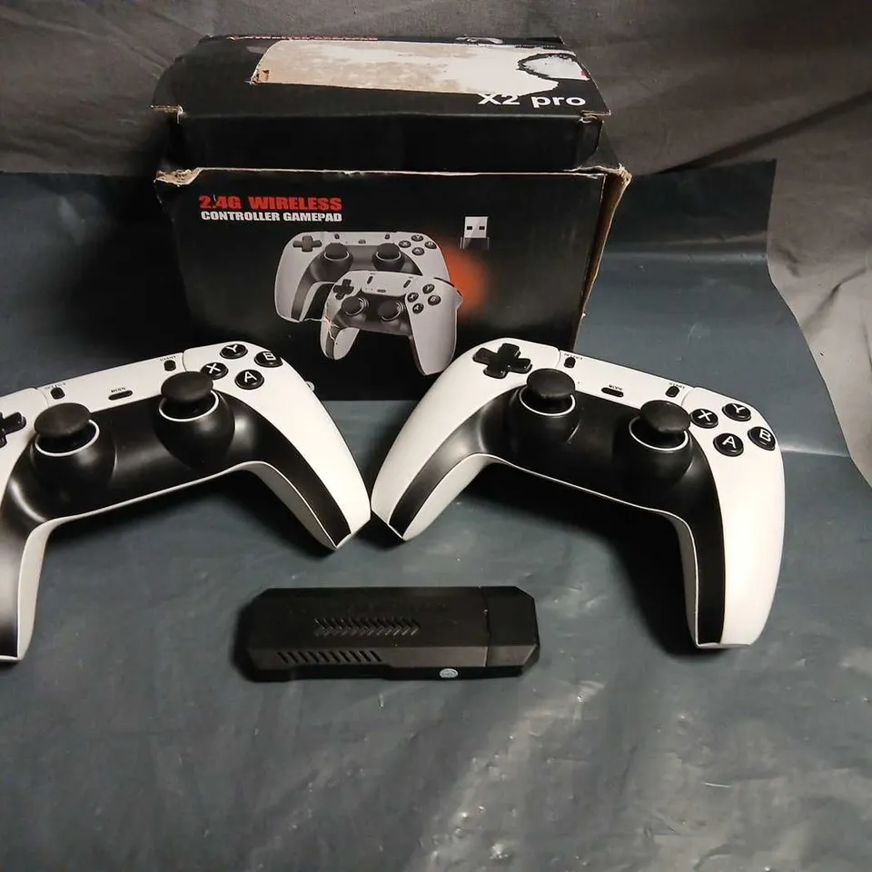 2.4G WIRELESS COMTROLLER GAMEPAD X2 PRO