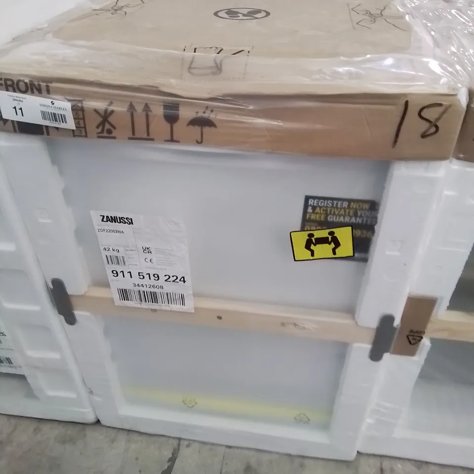ZANUSSI ZDF22002WA FULLSIZE FREESTANDING DISHWASHER - WHITE RRP £459
