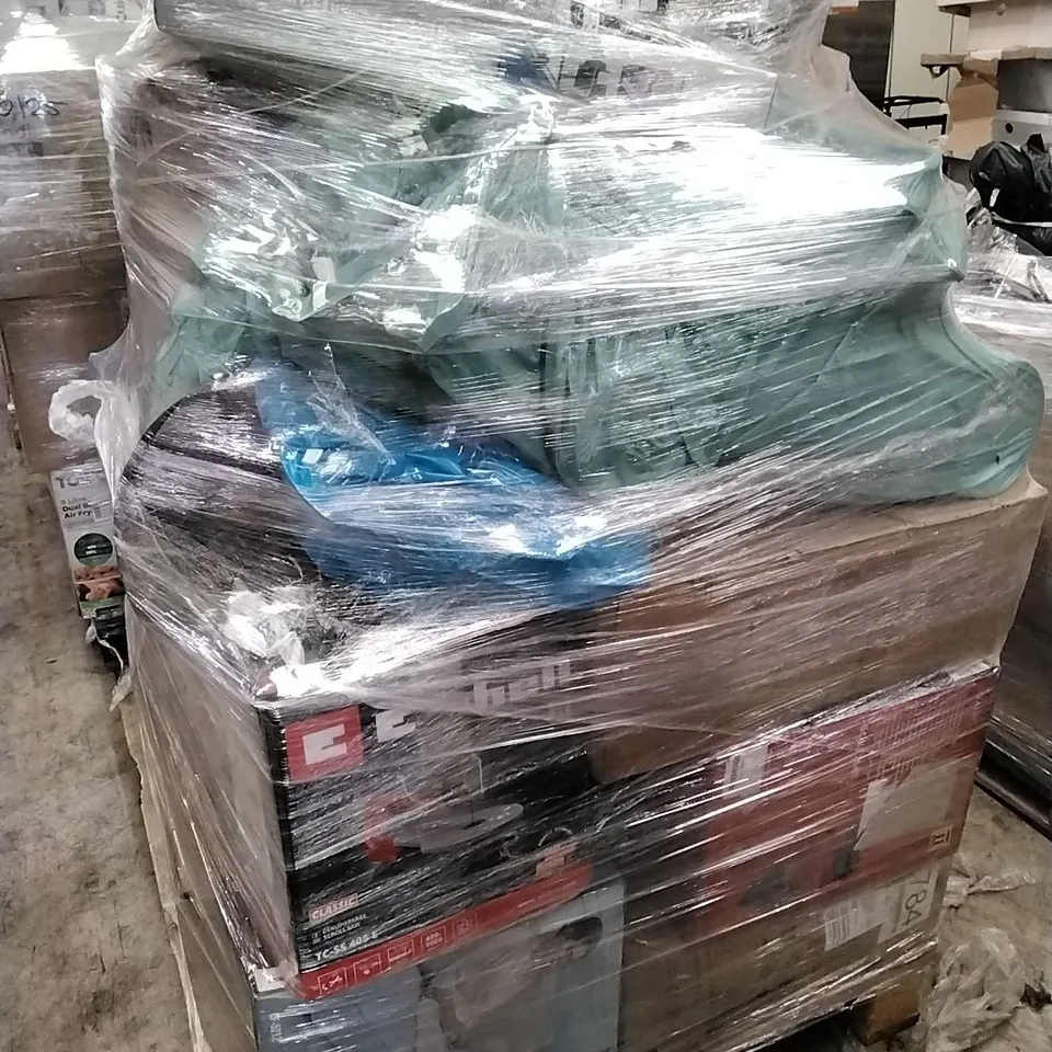 PALLET OF APPROXIMATELY 19 UNPROCESSED RAW RETURN HOUSEHOLD AND ELECTRICAL GOODS TO INCLUDE;