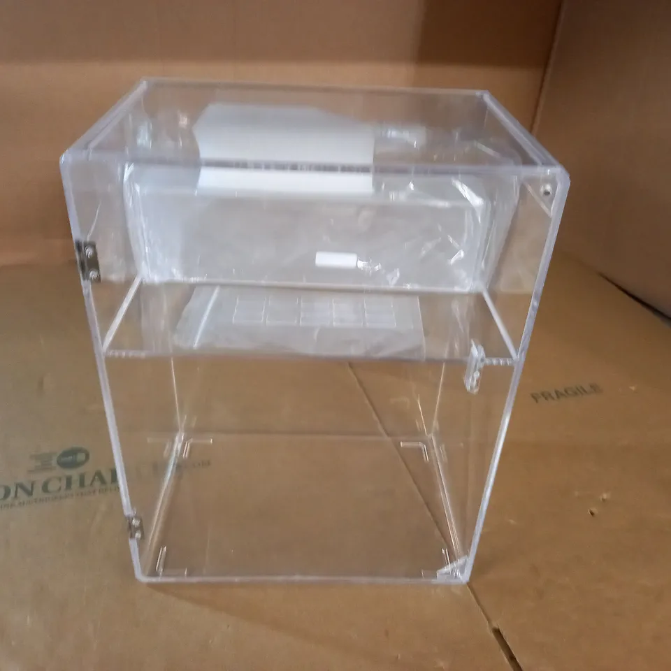 CLEAR PLASTIC STORAGE CASE - 27X26X18CM