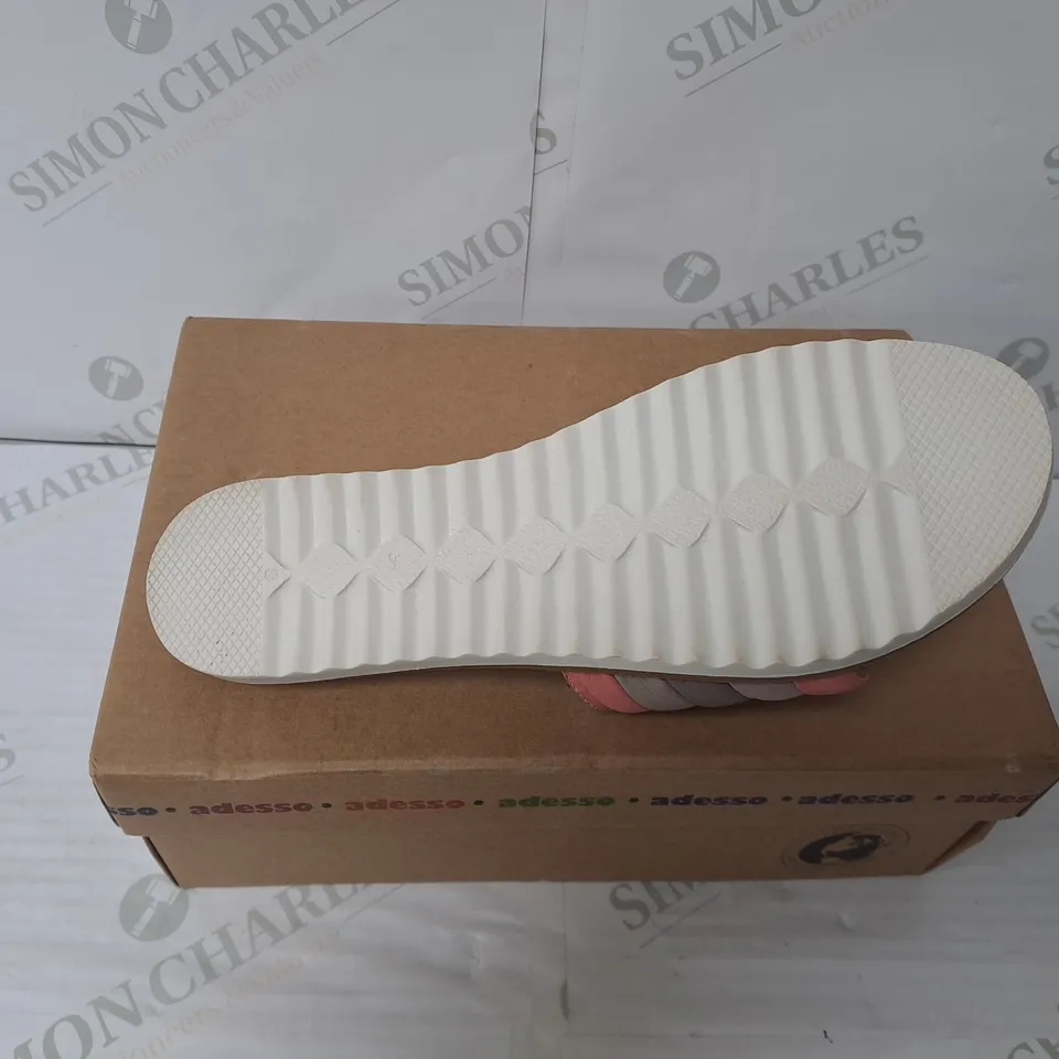 BOXED PAIR OF ADESSO MULTI COLOURED FOOTBED SANDALS SIZE 6