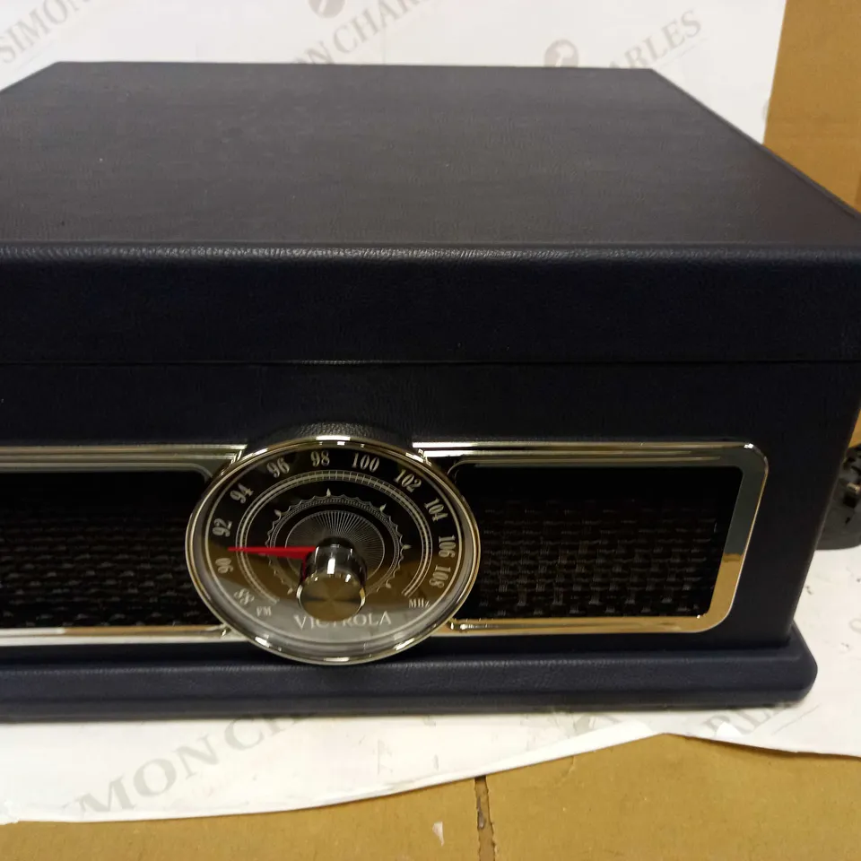 VICTROLA PLAZA TURNTABLE MUSIC CENTER
