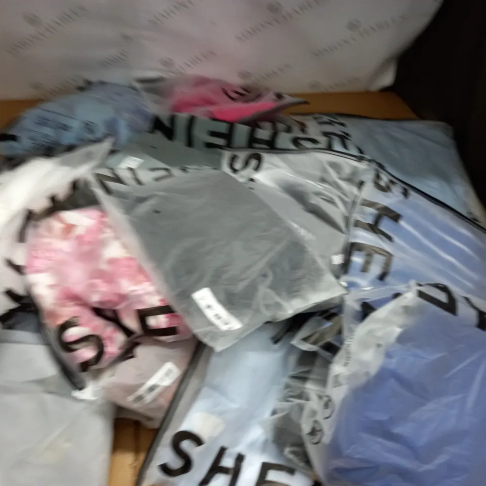 lot of 24 assorted bagged shein clothing items 