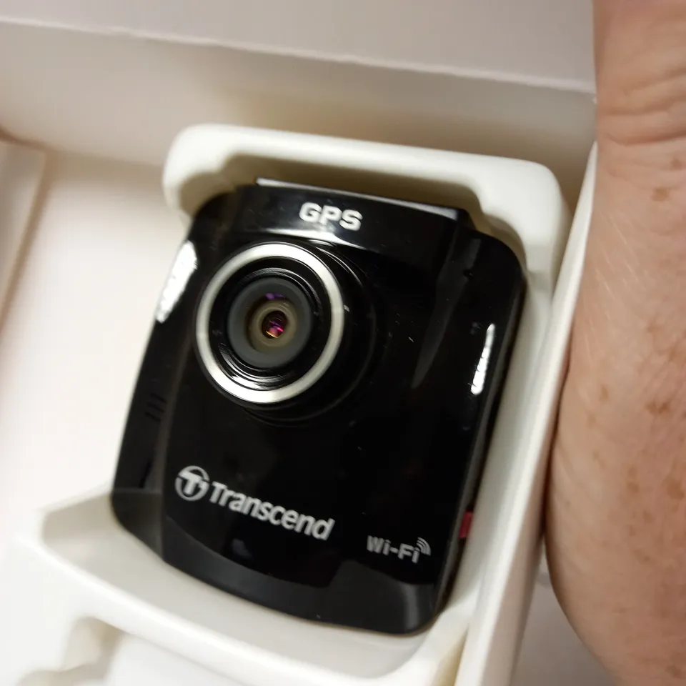 TRANSCEND DRIVE PRO 220 CAR VIDEO RECORDER
