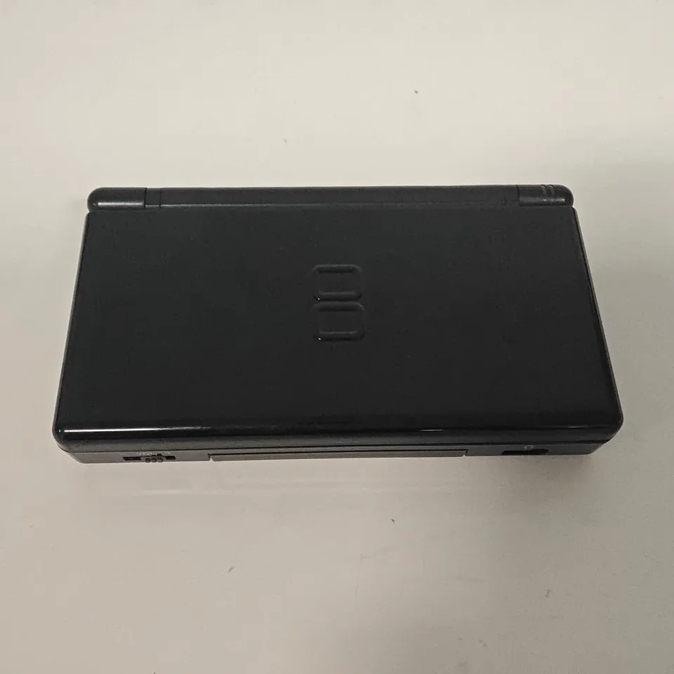UNBOXED NINTENDO SWITCH LITE IN BLACK - USG-001