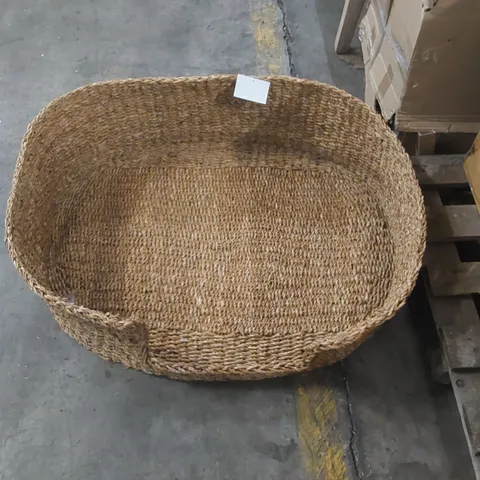 BOXED BRADING PET BED NATURAL SEAGRASS