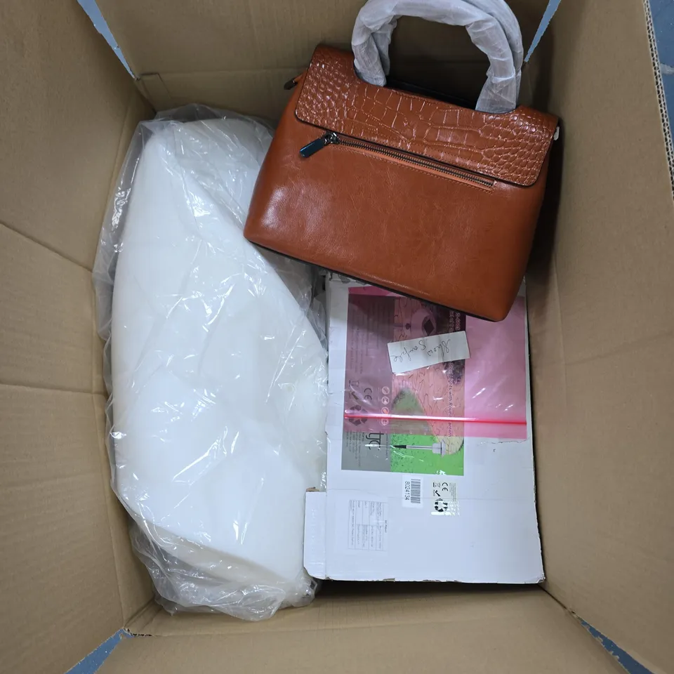 BOX OF APPROXIMATELY 12 ASSORTED ITEMS TO INCLUDE: HUSH HAVEN DOUBLE LAYER BLANKET