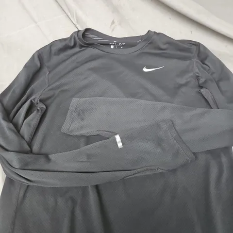 NIKE DRI-FIT TRAINING TOP – BLACK, SIZE S