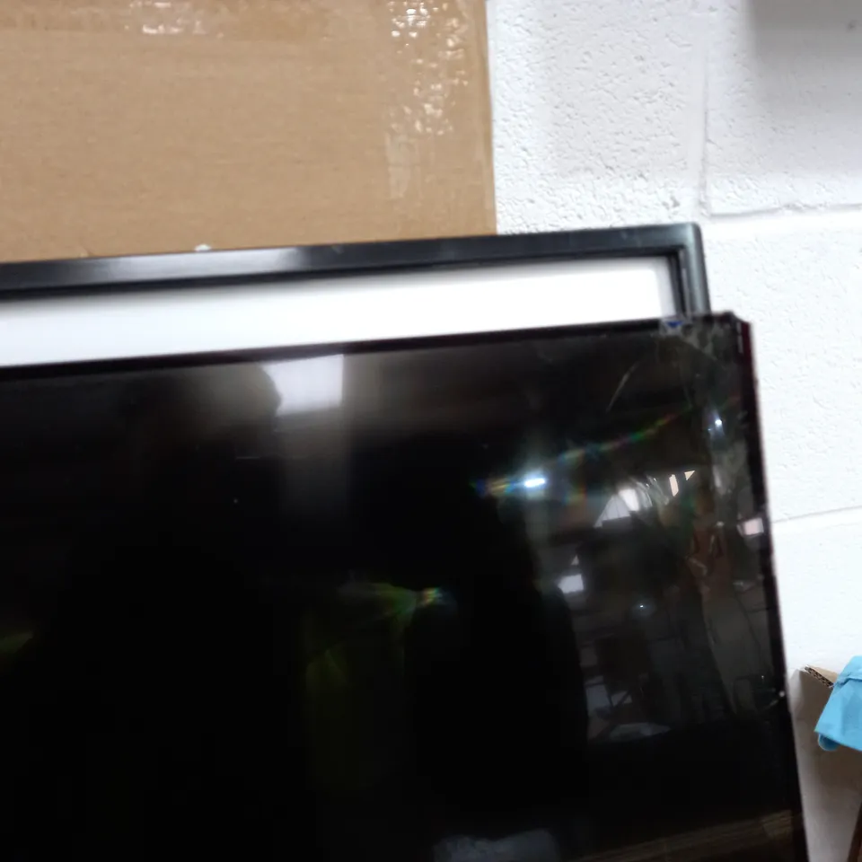 LG LED UQ70 50" 4K UHD SMART TV [COLLECTION ONLY]