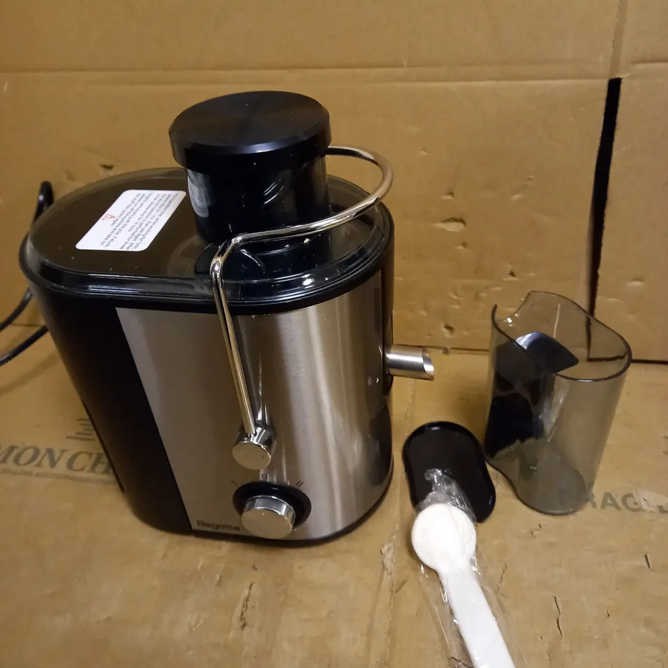 BAGOTTE WHOLE FRUIT AND VEGETABLE EASY CLEAN, 600W JUICER