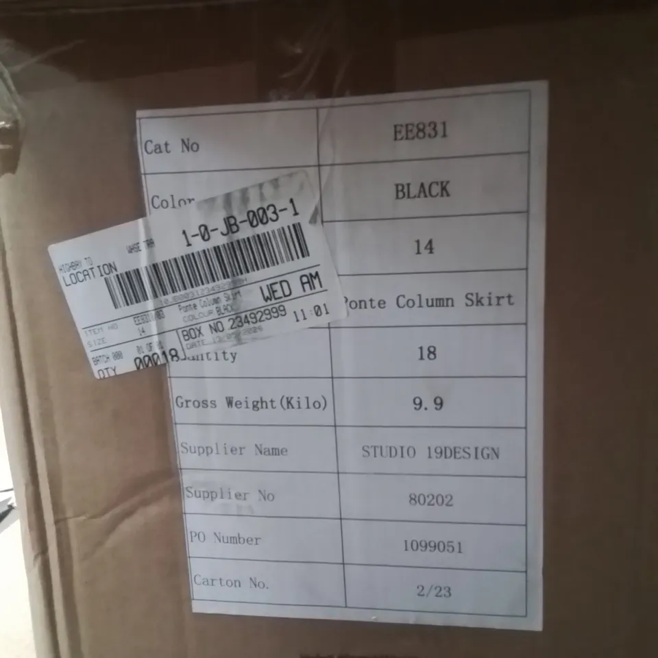 BOXED BRAND NEW APPROXIMATELY 18 JD WILLIAMS PONTE COLUM SKIRT BLACK SIZE 14