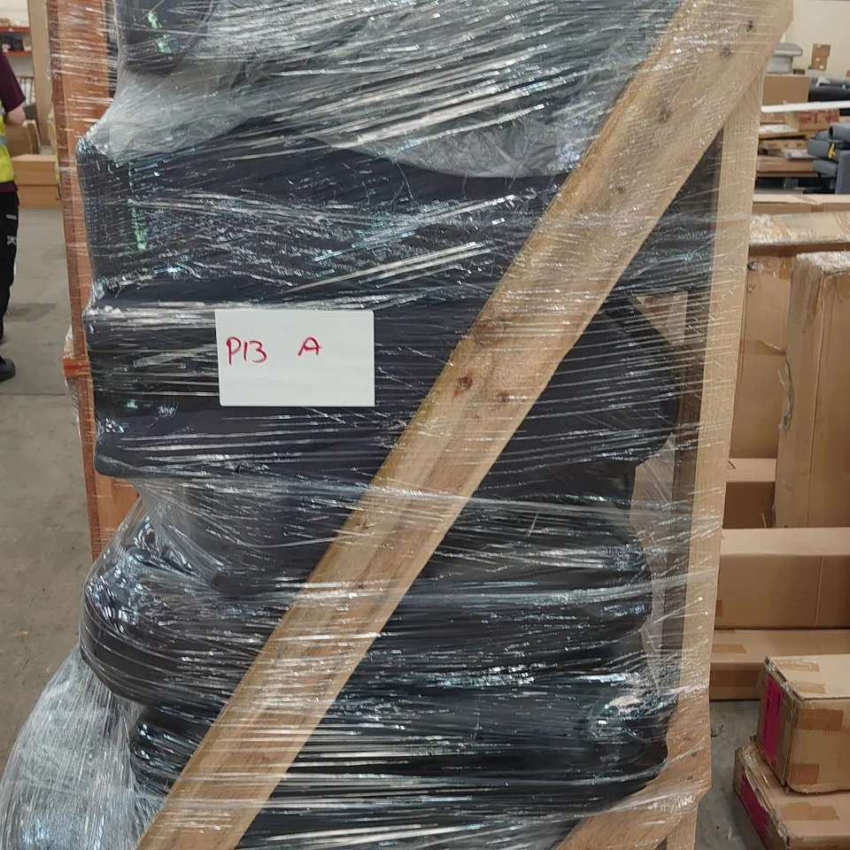 PALLET OF ASSORTED MIXED COUCH CUSHIONS 
