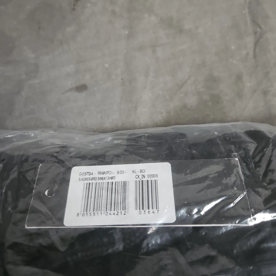 DIESEL BLACK SWEATSHIRT – XL 