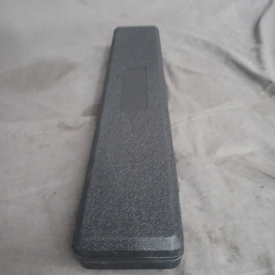 LONG TWIST DRILL BIT SET IN PLASTIC CASE