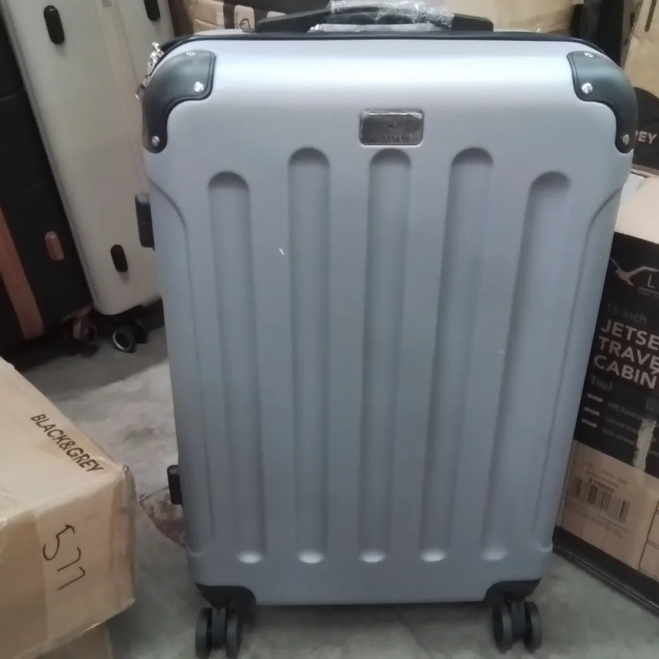 MEDIUM SUITCASE GREY & BLACK