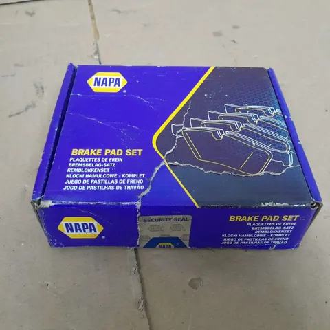 NAPA BRAKE PADS SET NBP1182