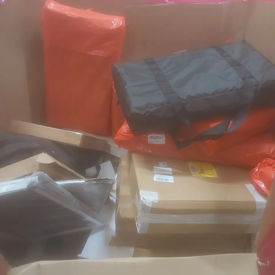 PALLET OF ASSORTED HOUSEHOLD GOODS AND PRODUCTS TO INCLUDE; OUTDOOR CAMPING MATTRESSES, FRUIT JUICER, FOOD PROCESSOR, BOXED FURNITURE ETC