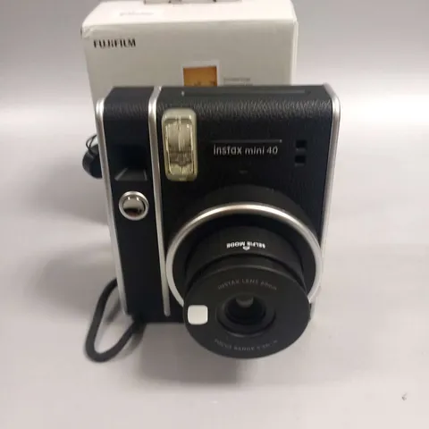 BOXED FUJIFILM INSTAX MINI 40 INSTANT CAMERA