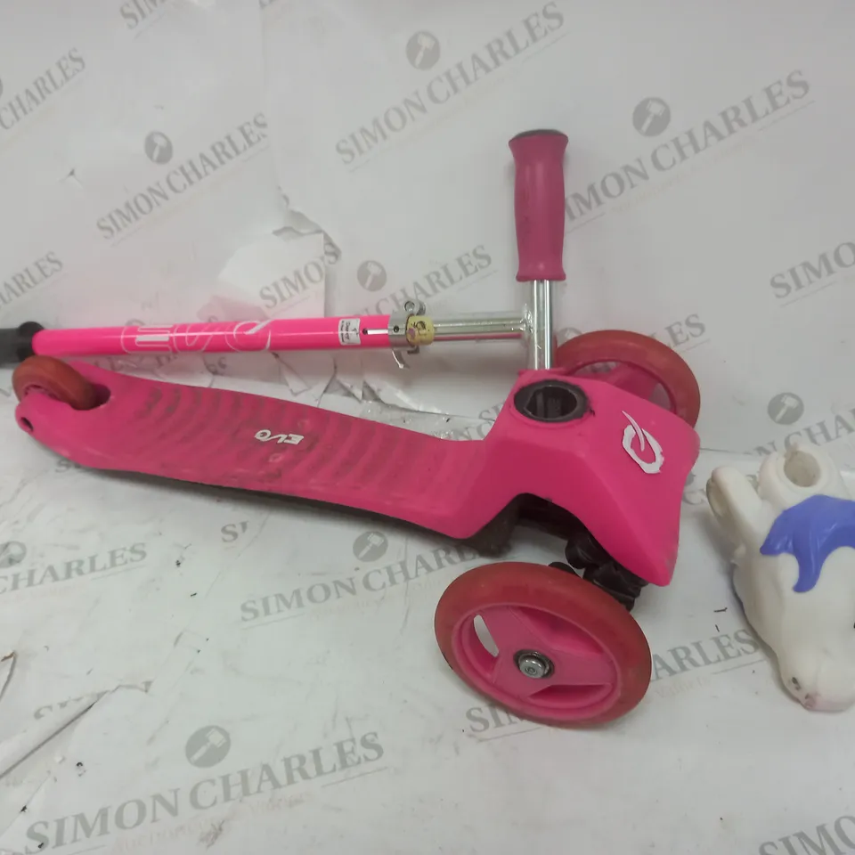 EVO UNICORN MINI LIGHT UP SCOOTER RRP £29.99