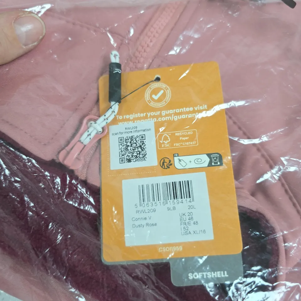 REGATTA GREAT OUTDOORS SOFTSHELL JACKET – DUSTY ROSE, UK 20