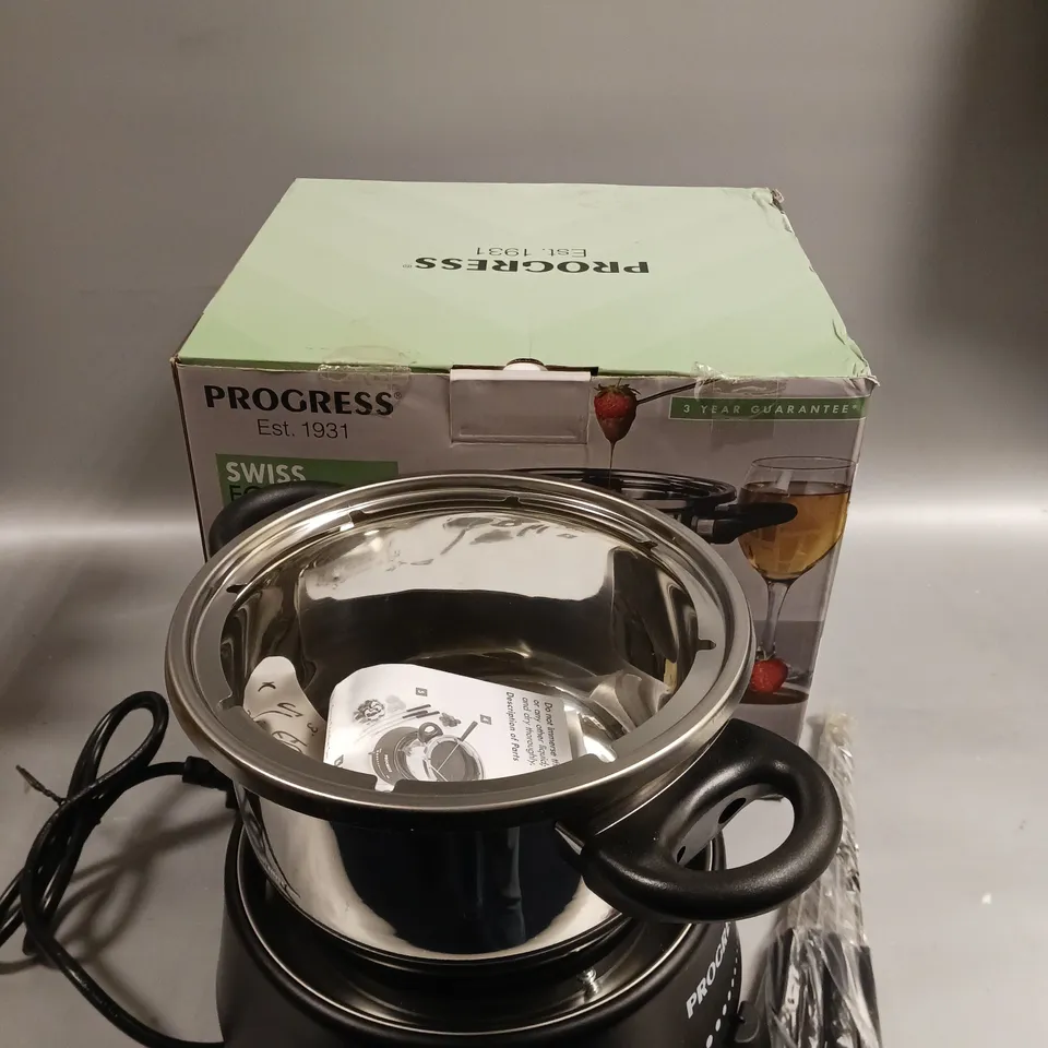 BOXED PROGRESS SWISS FONDUE SET 