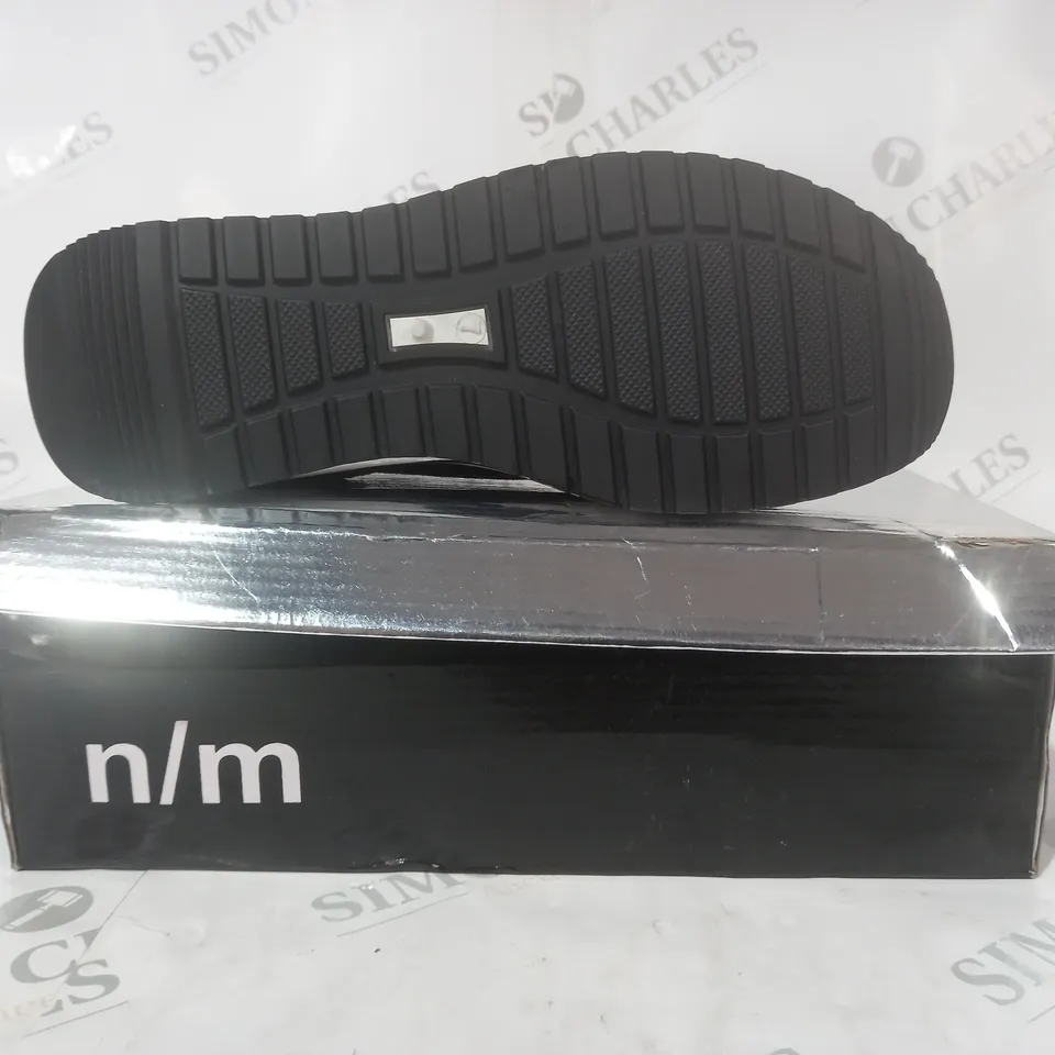 BOXED PAIR OF N/M SHOES IN BLACK UK SIZE 7