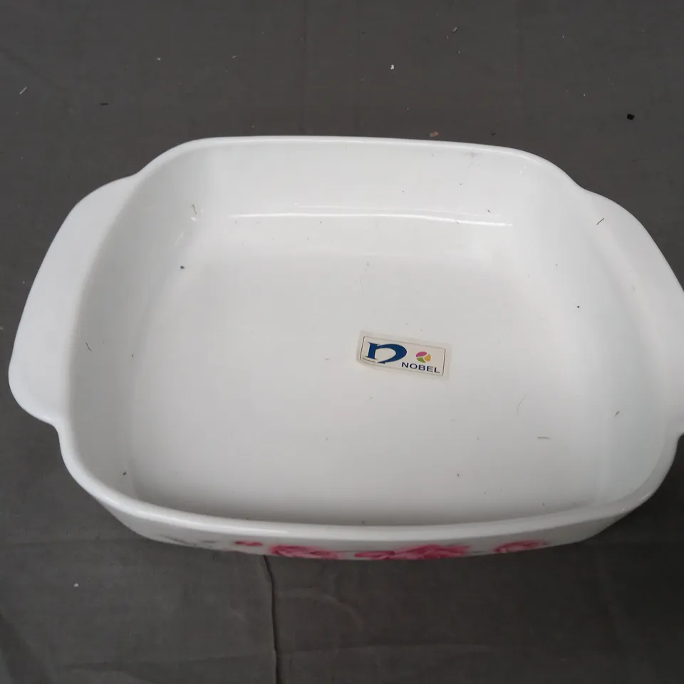 BOXED NOBEL SQUARE DISH IN WHITE W. FLORAL PRINT