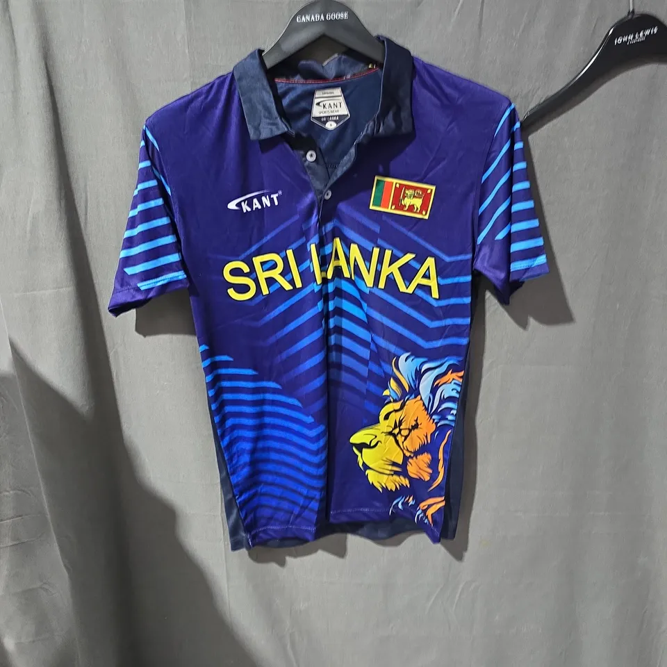 BOX OF APPROXIMATELY 25 CLOTHING ITEMS INCLUDING: TWO IVG HOODIES AND SRI LANKA JERSEY