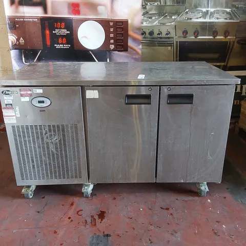 FOSTER COMMERCIAL 2 DOOR REFRIGERATOR CABINET 