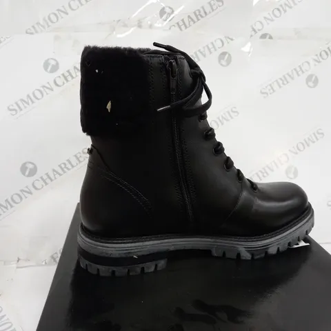 BOXED DUNE LONDON PERCH LACE UP BOOTS, BLACK - SIZE 8