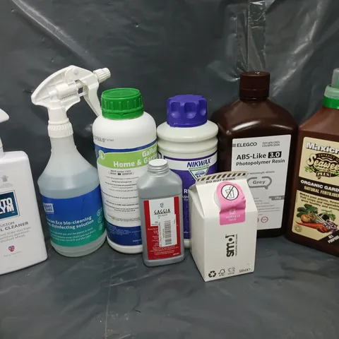 APPROXIMATELY 15 ASSORTED LIQUIDS TO INCLUDE ELEGOO PHOTOPOLYMER RESIN (2kg), AUTOGLYM WHEEL CLEANER (500ml), WASH-IN WATERPROOFER (1L), ETC