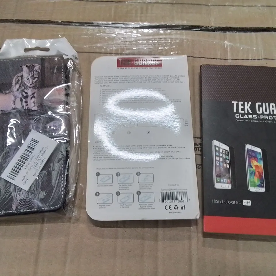 PALLET TO CONTAIN A LARGE QUANTITY OF PHONE CASES AND SCREEN PROTECTORS