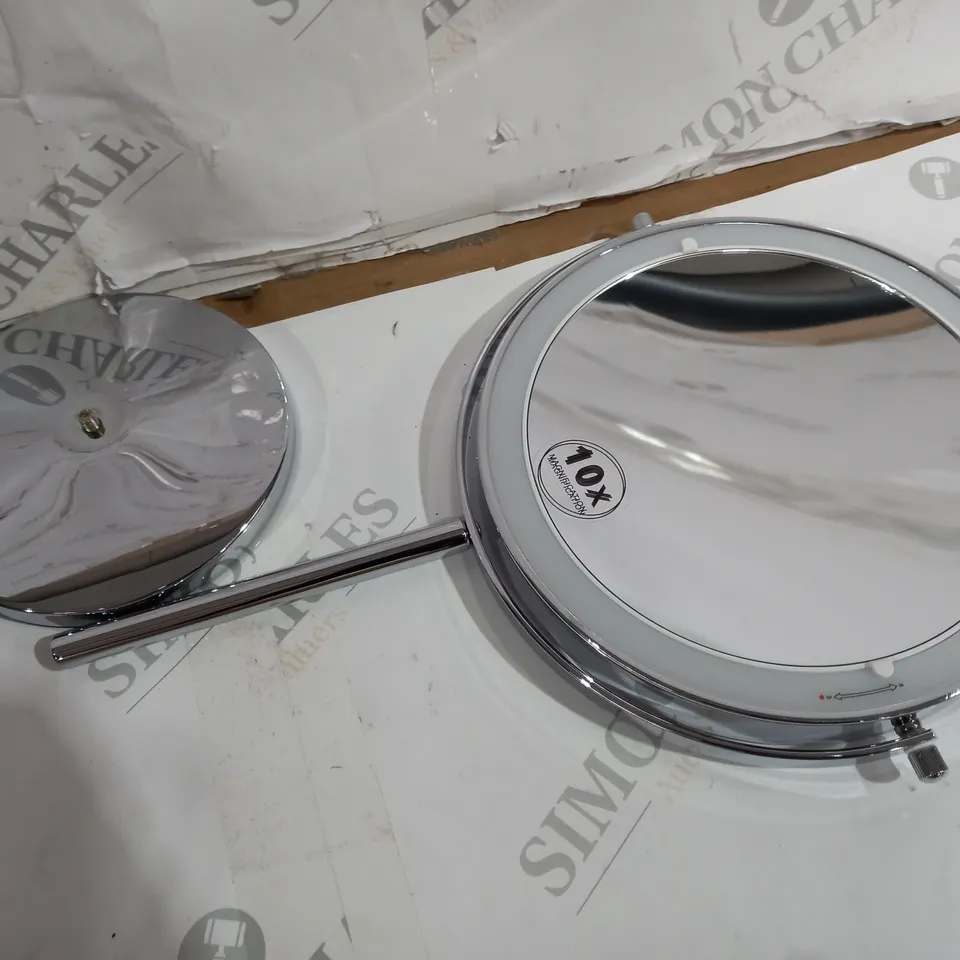 LARGE LED LIGHT UP MIRROR 