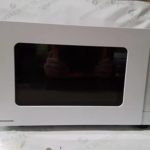 BOXED PANASONIC MICROWAVE OVEN 800W