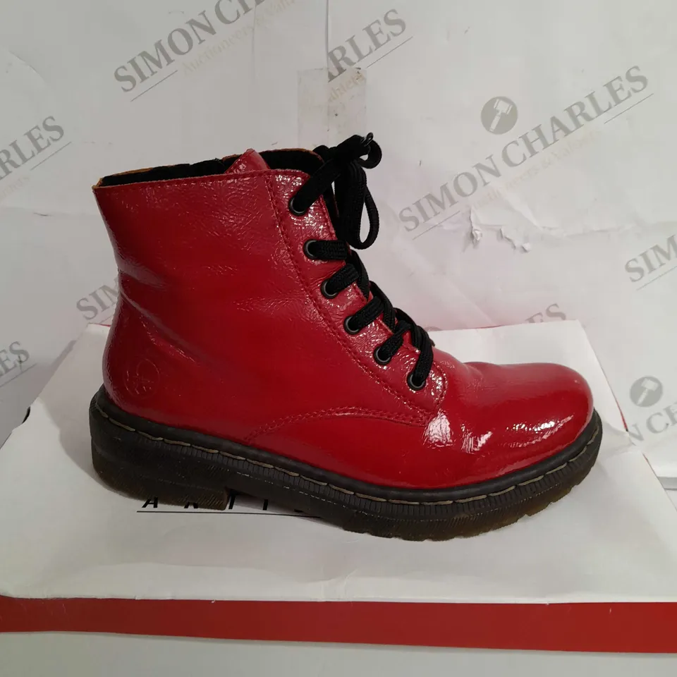 RIEKER LACE ANKLE BOOTS IN RED SIZE 6.5