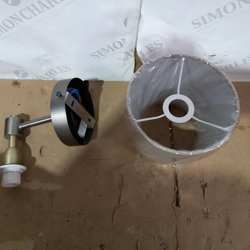 BOXED ANSEL WALL LIGHT